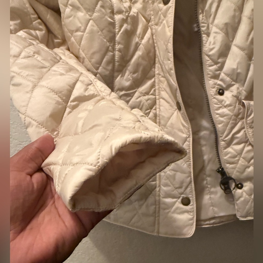 Barbour - Picture 5 of 9